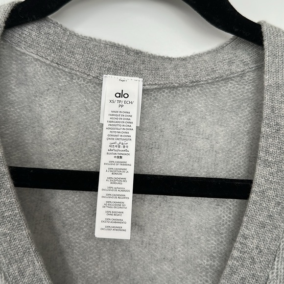 NWT ALO Yoga Sheer Cashmere Long Cardigan Athletic Heather Grey XS - Picture 4 of 9